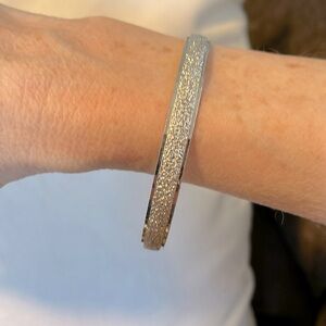 Genuine Monet fashion silver tone bracelet in pave, 7 inch